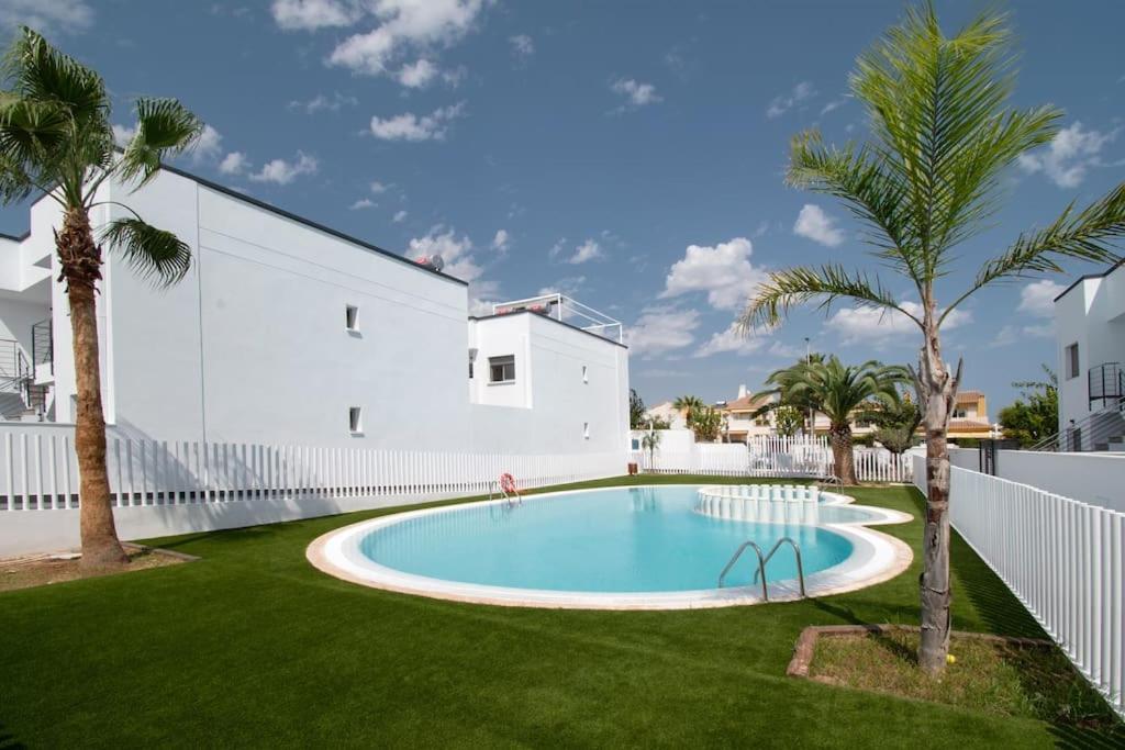 Torrebeach Torre de la Horadada Bagian luar foto