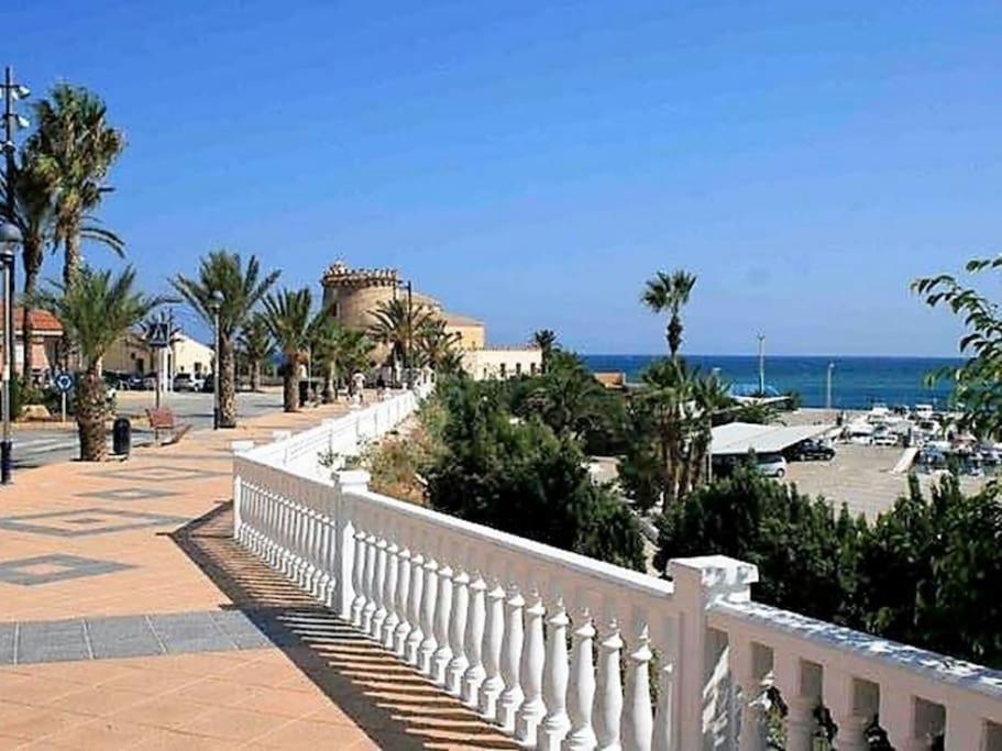 Torrebeach Torre de la Horadada Bagian luar foto